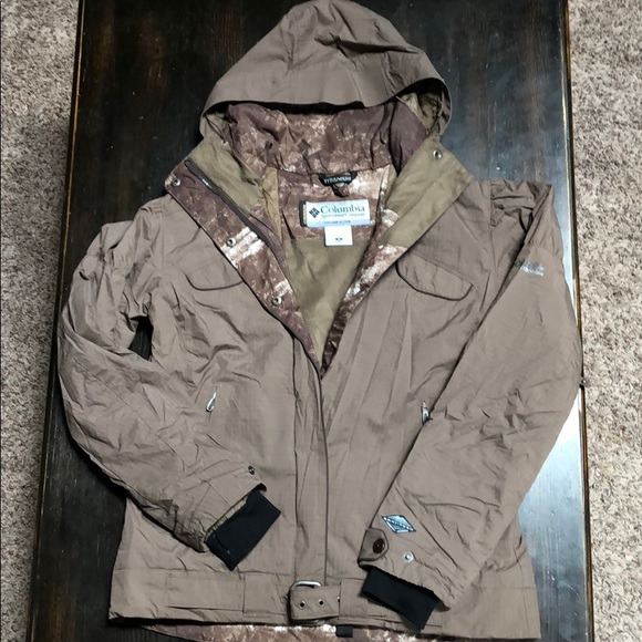 columbia titanium women's ski jacket